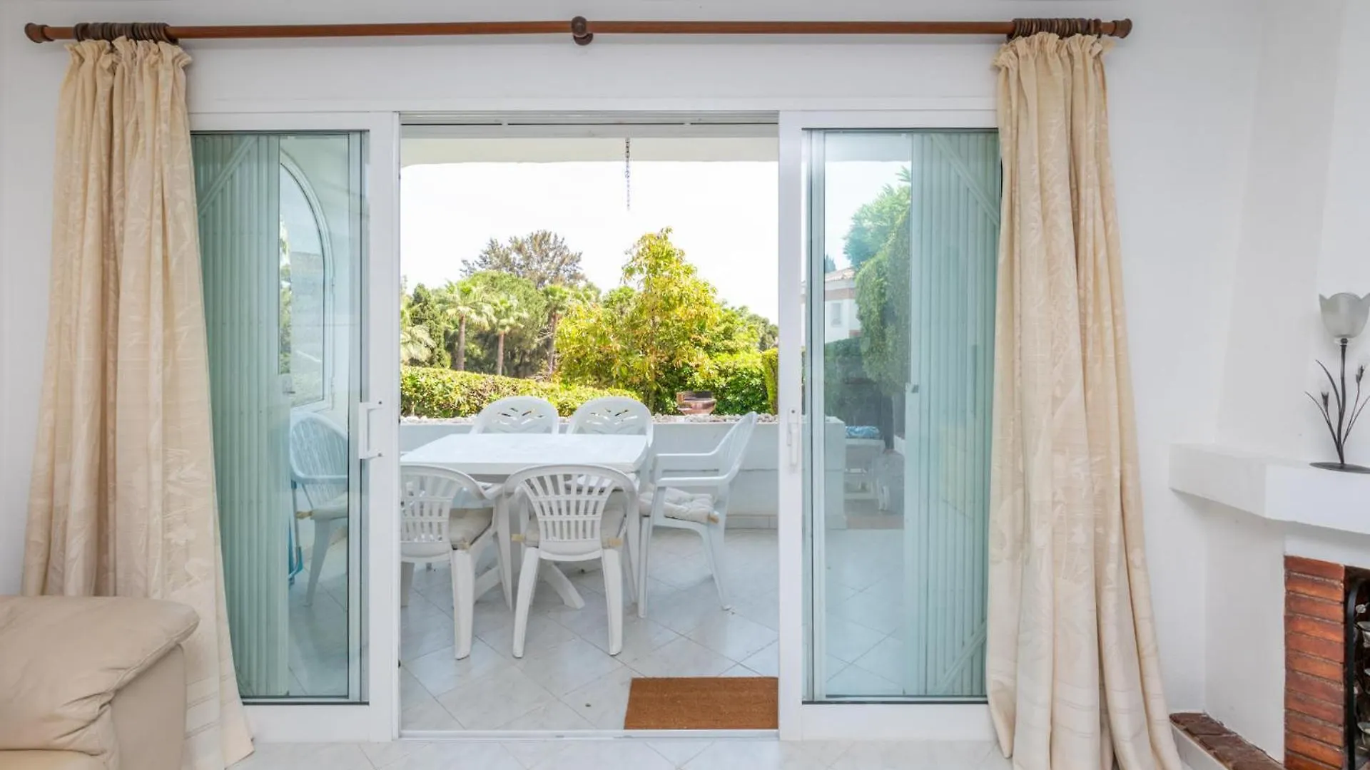 Spacious 3Br In Miraflores Near All Amenities Malaga