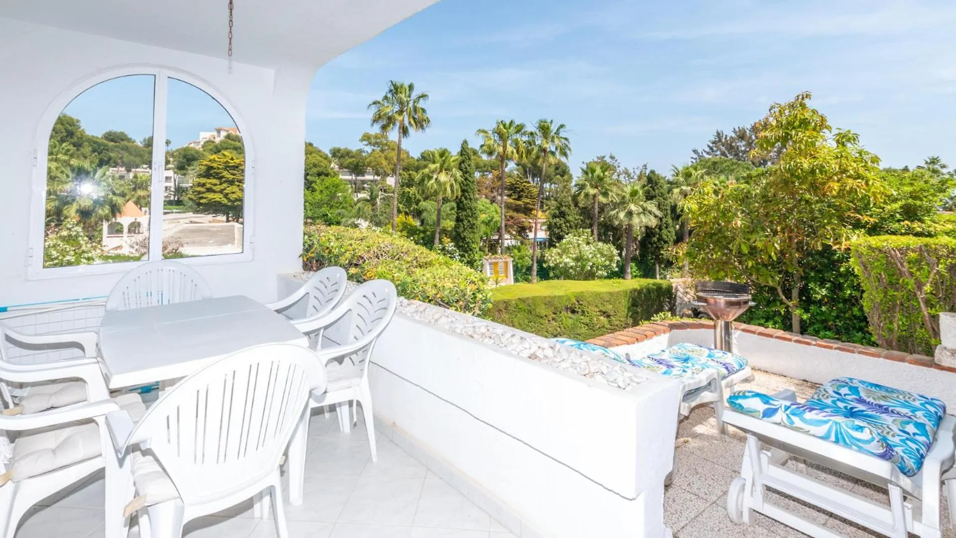 Spacious 3Br In Miraflores Near All Amenities Malaga Spain